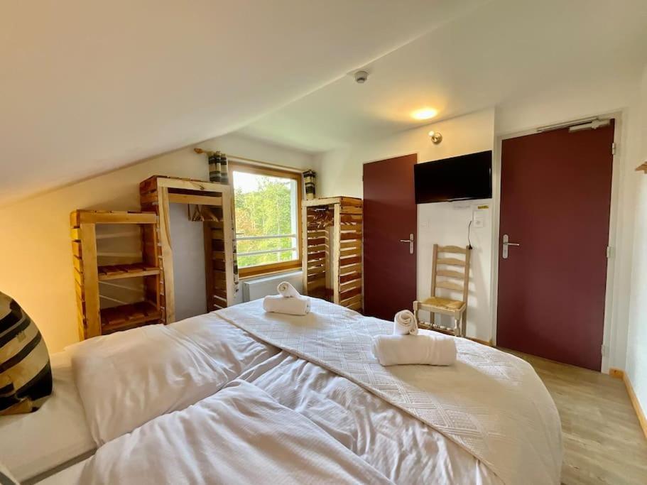 Le Petit Loup, Appartement Neuf Avec Jardin Gerbépal エクステリア 写真