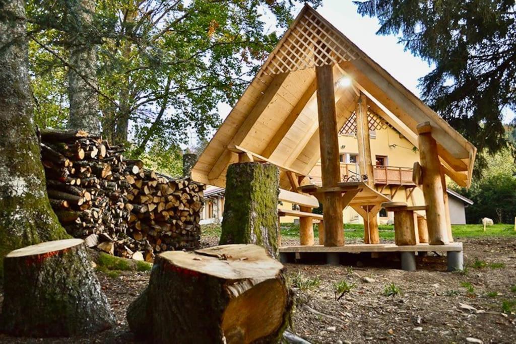 Le Petit Loup, Appartement Neuf Avec Jardin Gerbépal エクステリア 写真